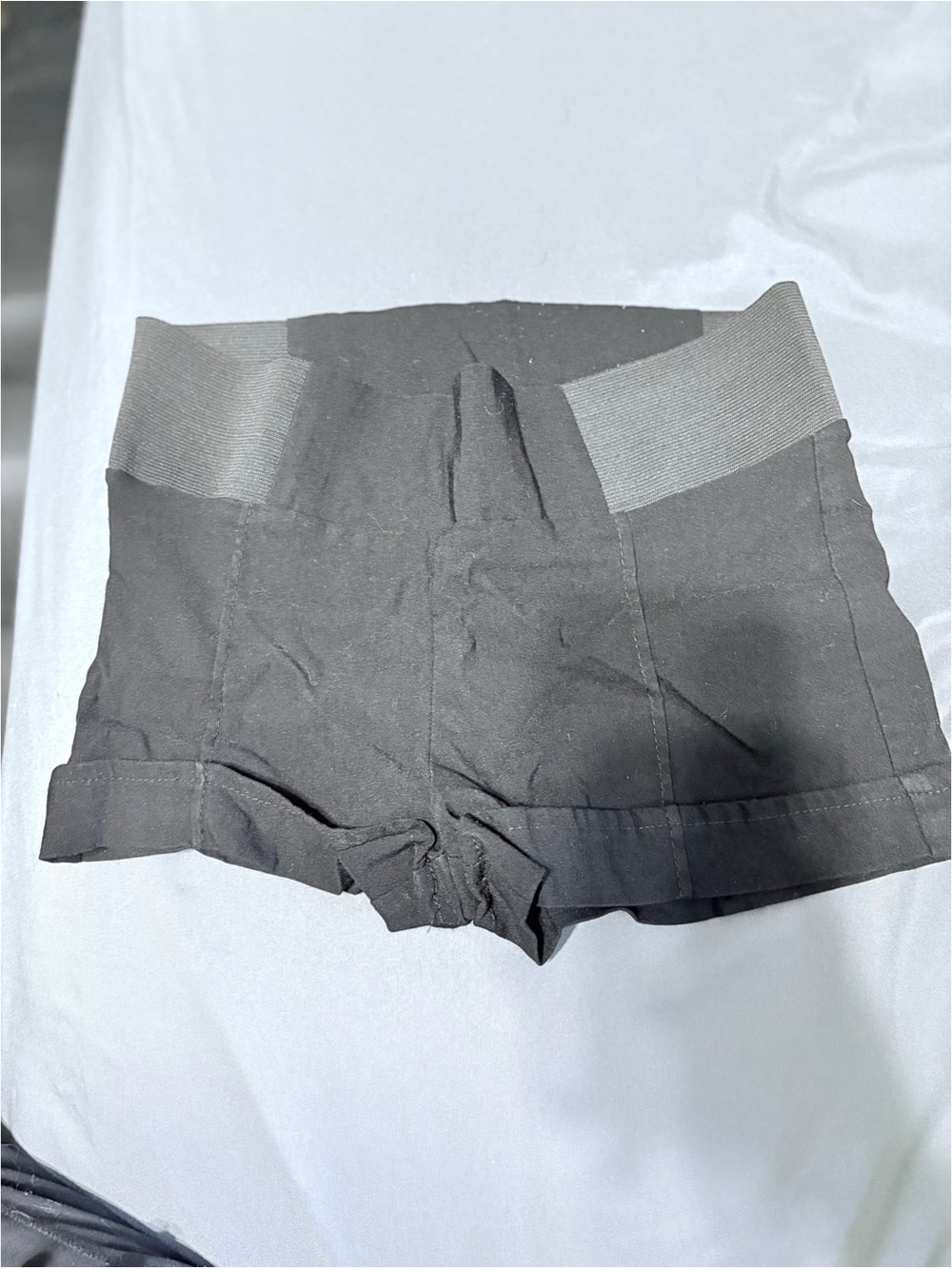 High-Waist Black Women's Shorts with Wide Elastic Waistband